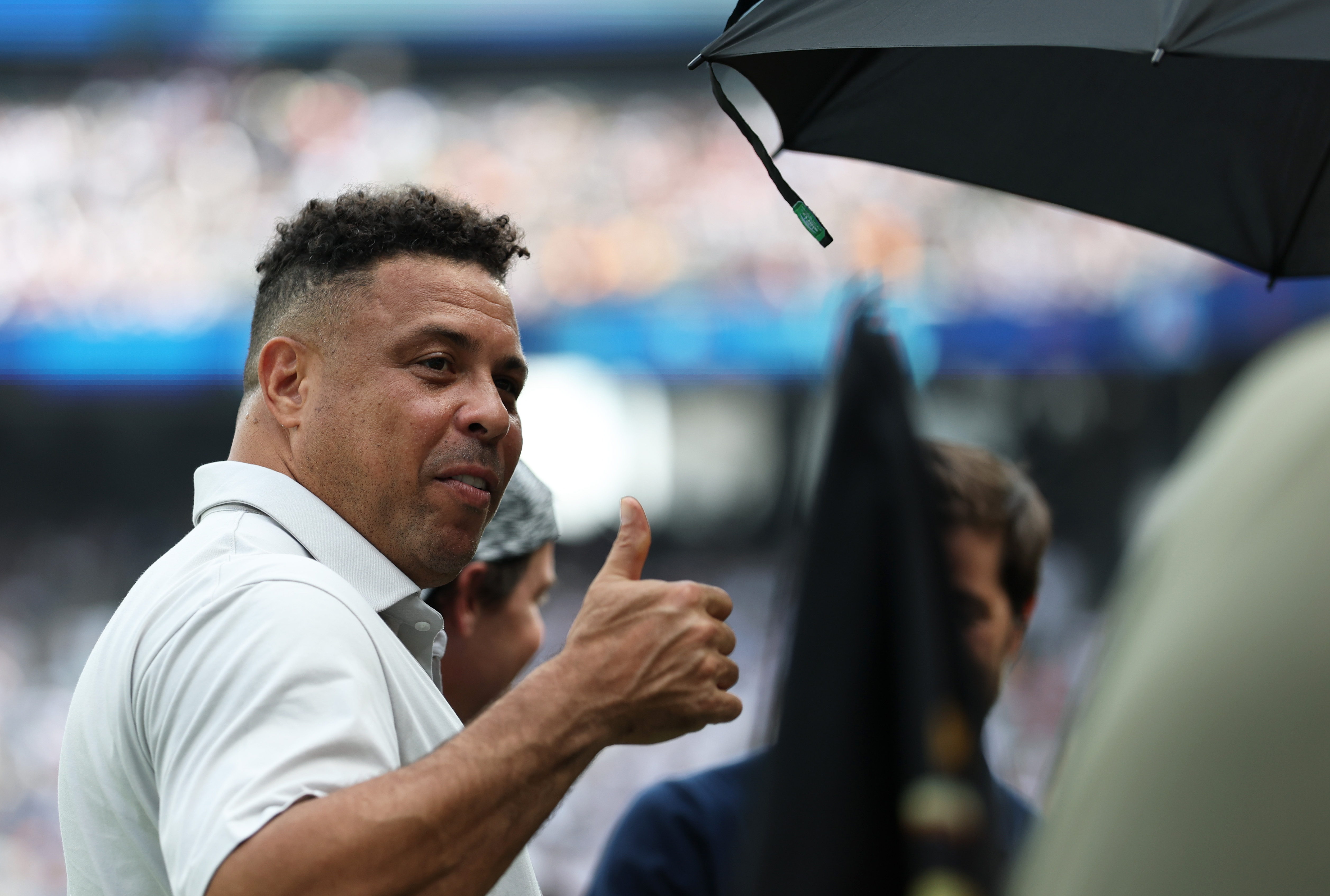 九游体育app-关于欧超杯今夜再迎强敌，巴黎圣日耳曼防线松动，主帅态度：态度坚定，球队文化再被提及的信息